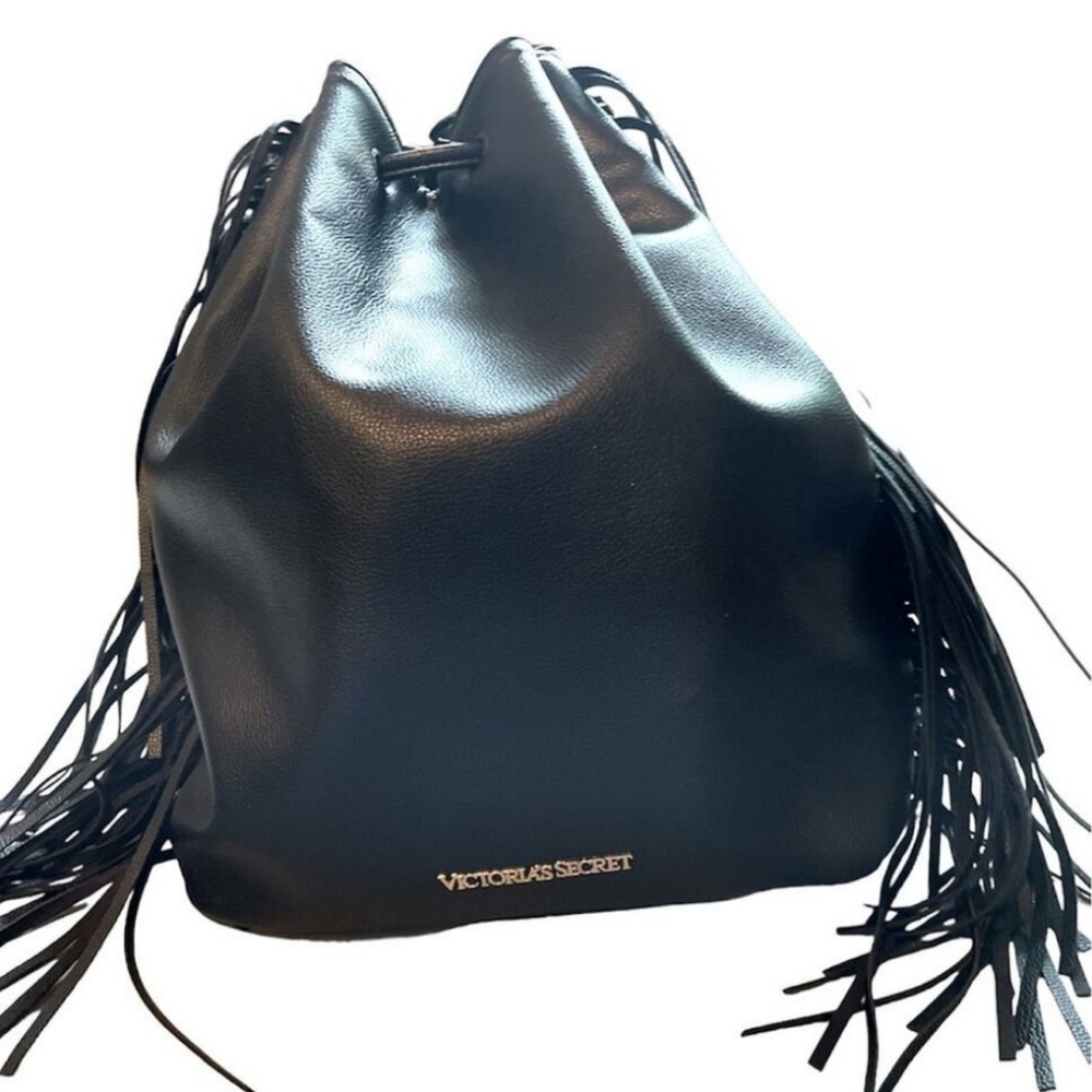 VICTORIA'S SECRET HOBO BAG. Closet